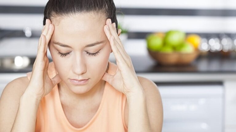 Consejos para reducir las crisis de migraña en tu rutina